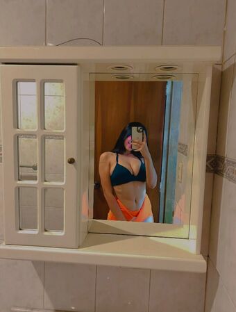 intrusaaa Fotografii Nud Scurse OnlyFans 42