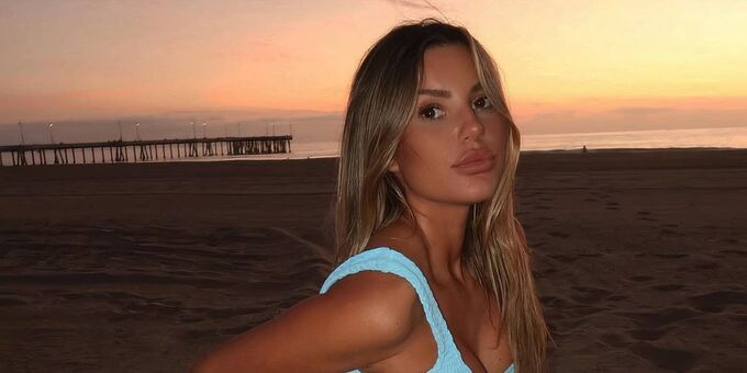 Iris Kendall Fotografii Nud Scurse OnlyFans 9