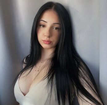 iuliascs Fotografii Nud Scurse OnlyFans 5