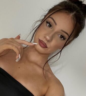 iuliascs Fotografii Nud Scurse OnlyFans 6