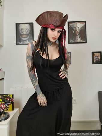 ivanahyde_