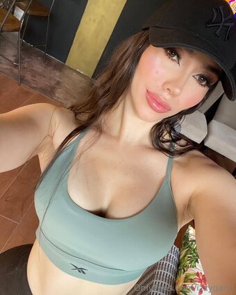 izzygarci Fotografii Nud Scurse OnlyFans 5