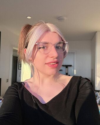 izzywinterz Fotografii Nud Scurse OnlyFans 12