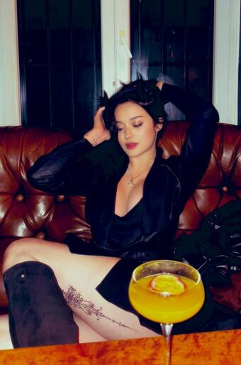 JadeyAnh Fotografii Nud Scurse OnlyFans 149