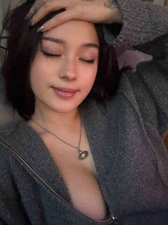 JadeyAnh Fotografii Nud Scurse OnlyFans 151