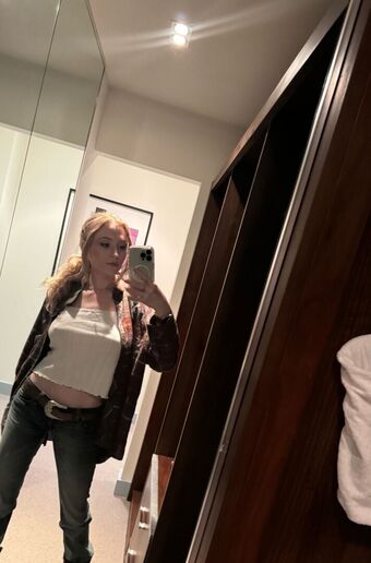 janetdevlinofficial Fotografii Nud Scurse OnlyFans 1