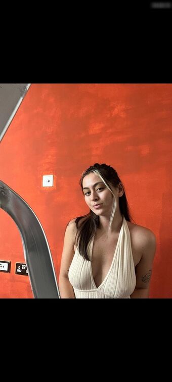 Jasmine Thompson