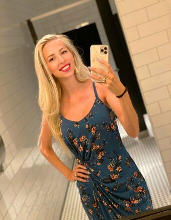 Jenna Jay Fotografii Nud Scurse OnlyFans 34