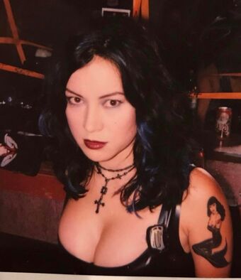 Jennifer Tilly