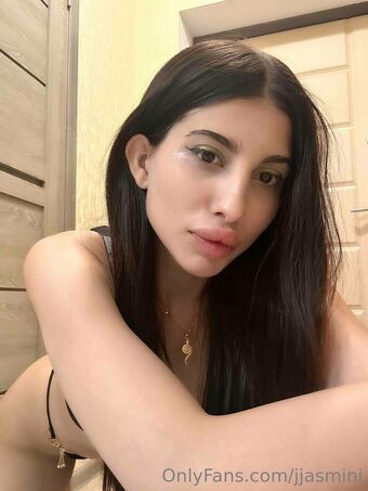 jjasmini Fotografii Nud Scurse OnlyFans 33