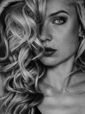 Joy Beune Fotografii Nud Scurse OnlyFans 52