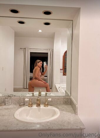 Juli Cuenca Fotografii Nud Scurse OnlyFans 79