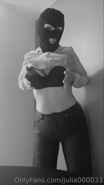 julia000033 Fotografii Nud Scurse OnlyFans 35