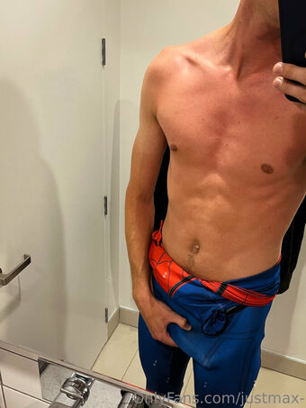 justmax- Fotografii Nud Scurse OnlyFans 19