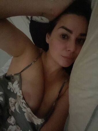 Karlucy Fotografii Nud Scurse OnlyFans 4