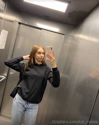 kat_mozze