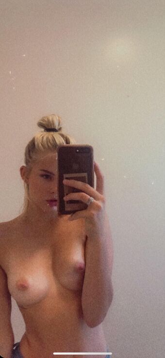 Katbbg Fotografii Nud Scurse OnlyFans 18