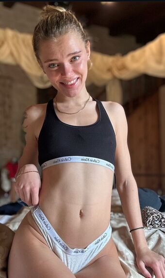 katelynx Fotografii Nud Scurse OnlyFans 11
