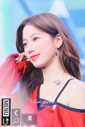 Kazuha Nakamura 中村 一葉