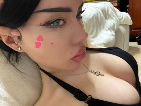 Ketvice Fotografii Nud Scurse OnlyFans 12