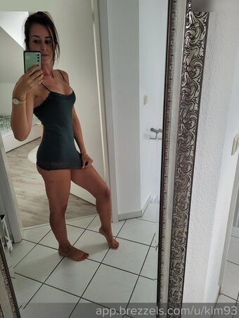 Kim93 Fotografii Nud Scurse OnlyFans 4