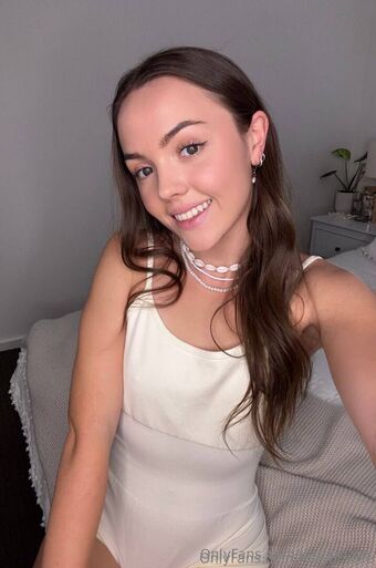 kiraamara Fotografii Nud Scurse OnlyFans 18