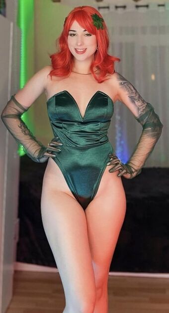 Ksenia Noche Fotografii Nud Scurse OnlyFans 1