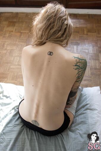 Lait Fotografii Nud Scurse OnlyFans 13