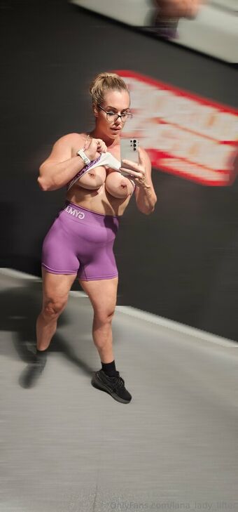 Lana_lady_lifter