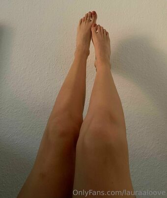 lauraaloove