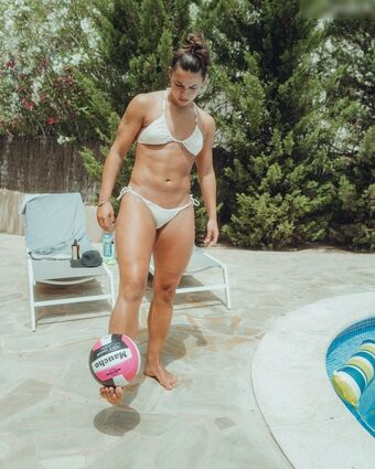 Lena Oberdorf Fotografii Nud Scurse OnlyFans 31