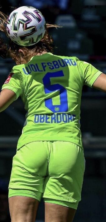 Lena Oberdorf Fotografii Nud Scurse OnlyFans 36