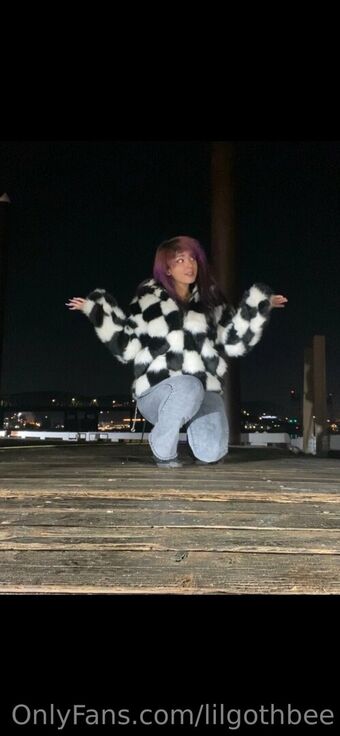 lilgothbee