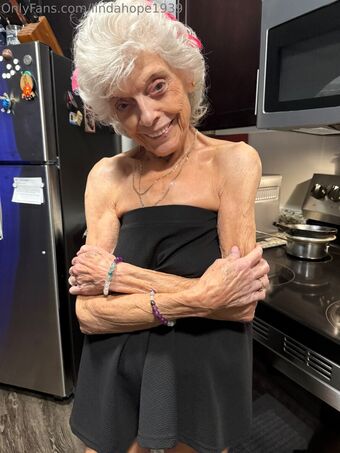 lindahope1939 Fotografii Nud Scurse OnlyFans 82
