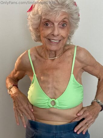 lindahope1939 Fotografii Nud Scurse OnlyFans 88