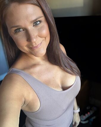 Lisa Dollan | Yorkshire Peach