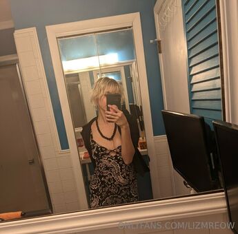 Lizmreow Fotografii Nud Scurse OnlyFans 41