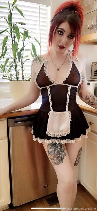 Lizzi Blake
