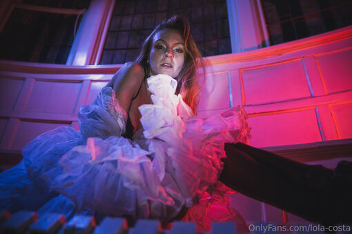 lola-costa