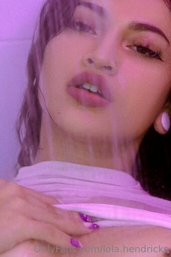 lola.hendricks