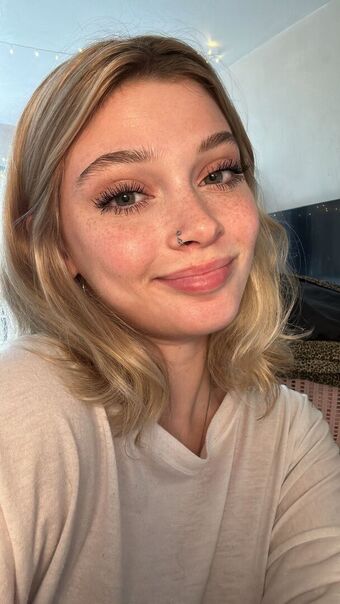 lola visage / lvvisage