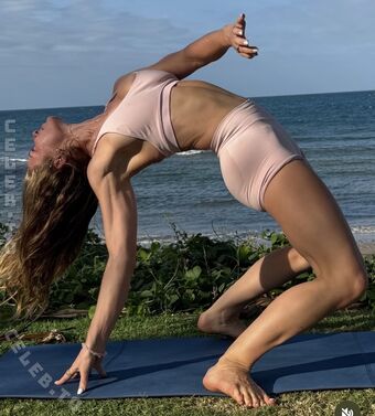 Lola Weippert Fotografii Nud Scurse OnlyFans 441