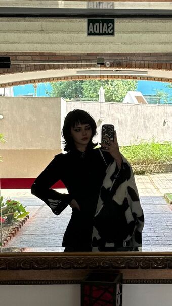 Lorena Orsi (Namorada do Cellbit)