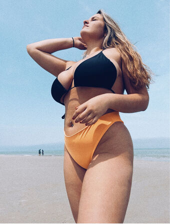 Lorraine De Souza Fotografii Nud Scurse OnlyFans 8