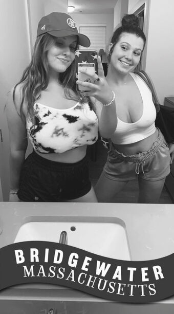 Lorraine De Souza Fotografii Nud Scurse OnlyFans 17