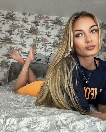 Lorraine Edwards Fotografii Nud Scurse OnlyFans 10