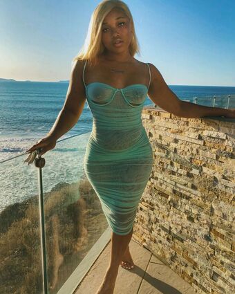 Lorraine Leniar Fotografii Nud Scurse OnlyFans 6