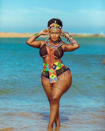 Lorraine Lionheart Fotografii Nud Scurse OnlyFans 51