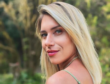 Lua Ferrari Fotografii Nud Scurse OnlyFans 4