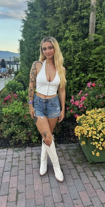 Madsdivitto Fotografii Nud Scurse OnlyFans 10